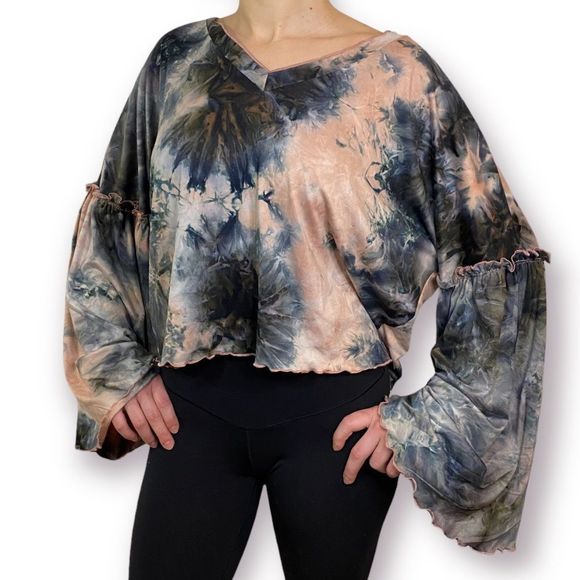 Peach Love California Tops - Peach Love California Crop Top Bell Sleeve Tie Dye Long Sleeve Shirt Size Large